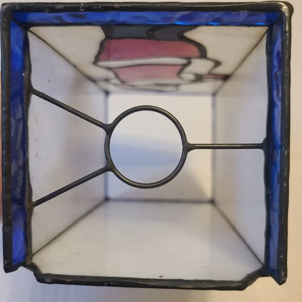 Santa Claus‎ Genuine Vintage 1998 Stained Glass Hurricane Shade Accent Light